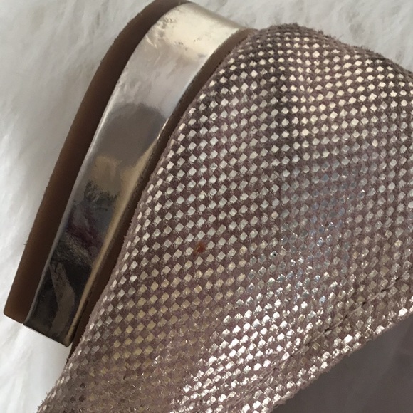 ANNE KLEIN IFLEX GOLD FLATS - Picture 7 of 8